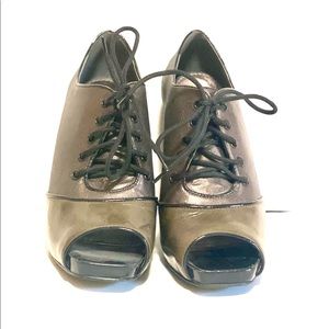 Vince Camuto  heeled Booties